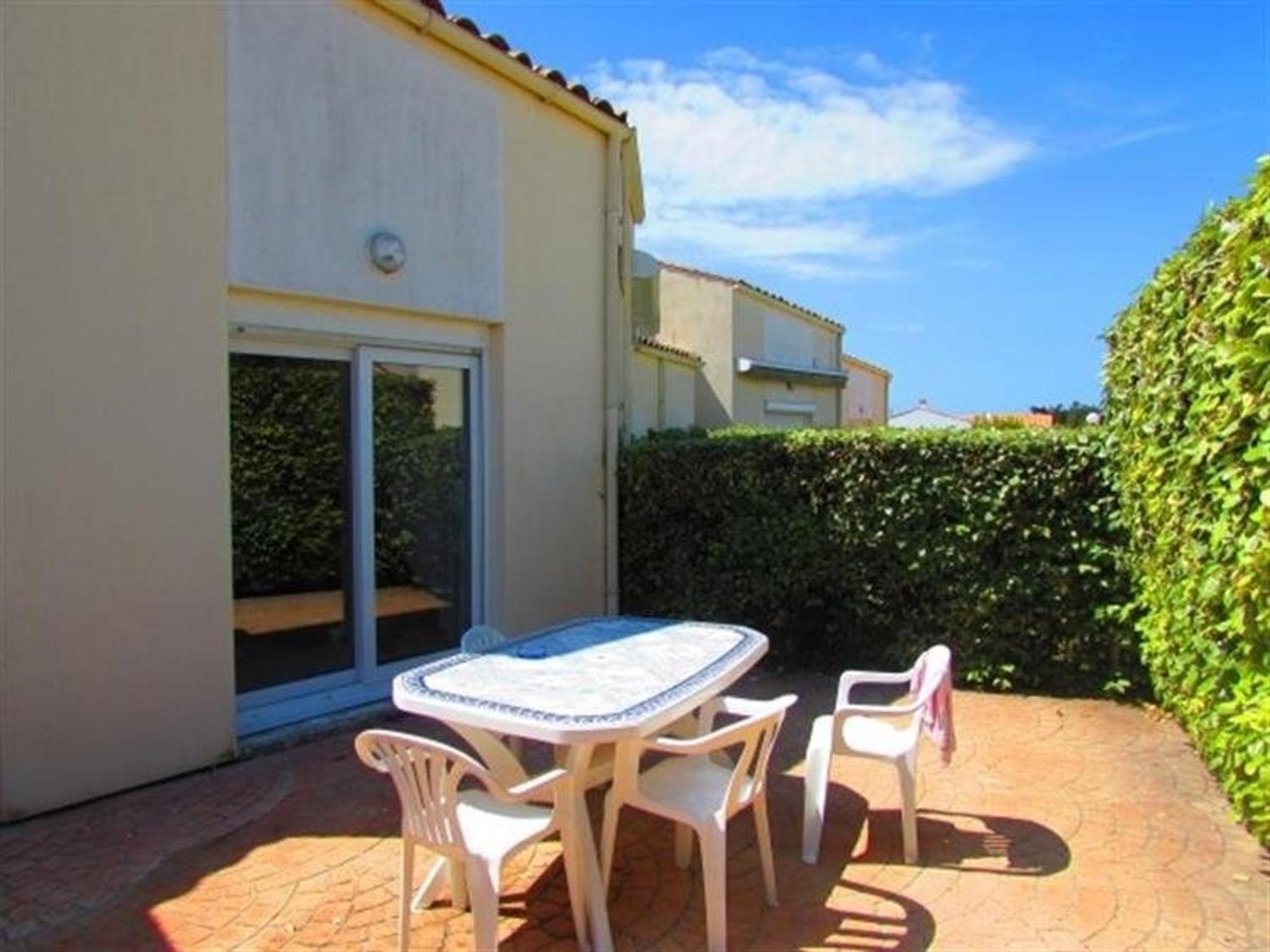 Charmante Maison Avec Piscine, 6 Couchages, Proche Plage - Saint-Denis-D'Oleron - Fr-1-246A-154 Dış mekan fotoğraf